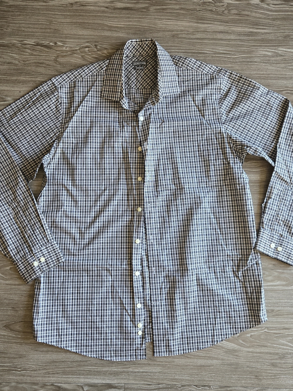 Kenneth Cole Plaid  Long-Sleeve Button Down Shirt